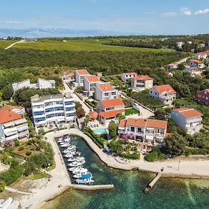 apartmani-sollei.hotelinzadar.com/